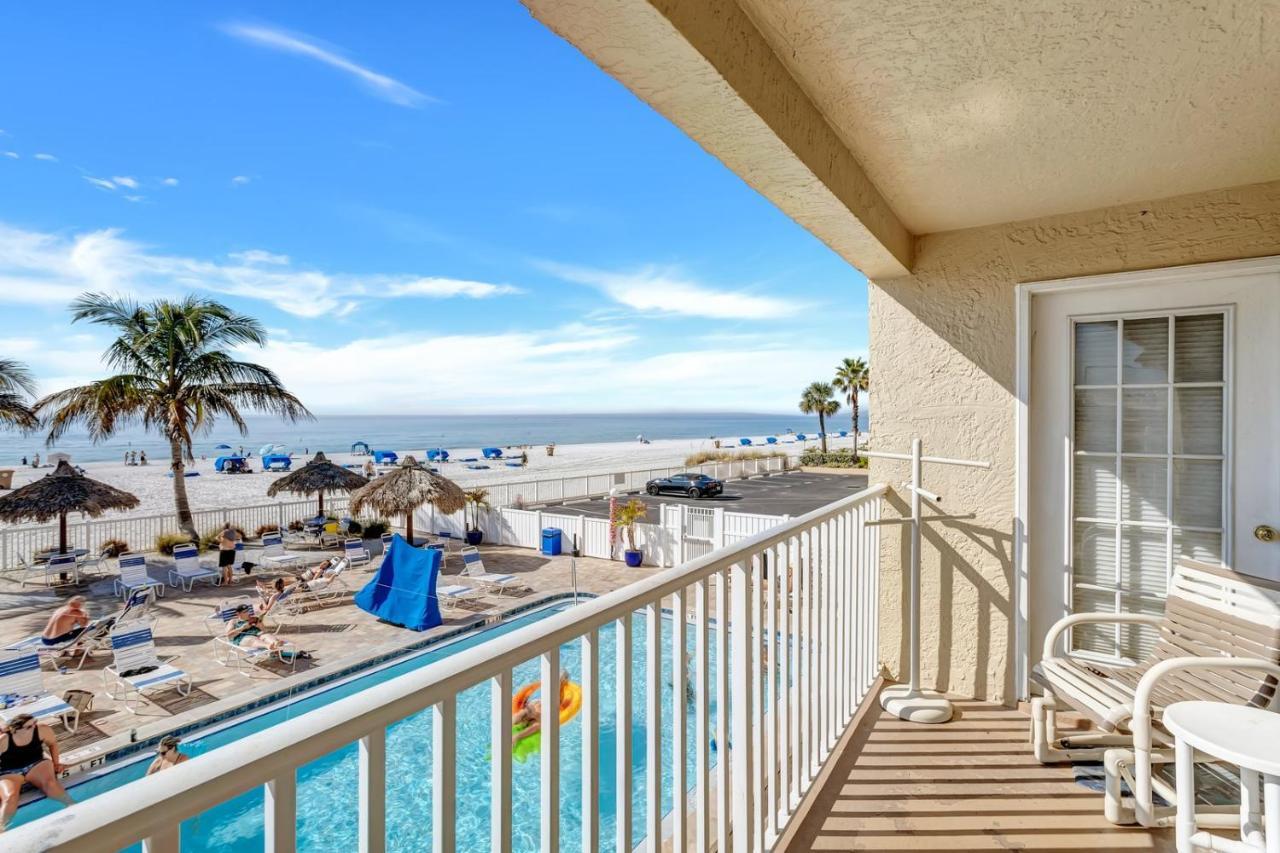 106 Beach Place Condos St. Pete Beach Bagian luar foto