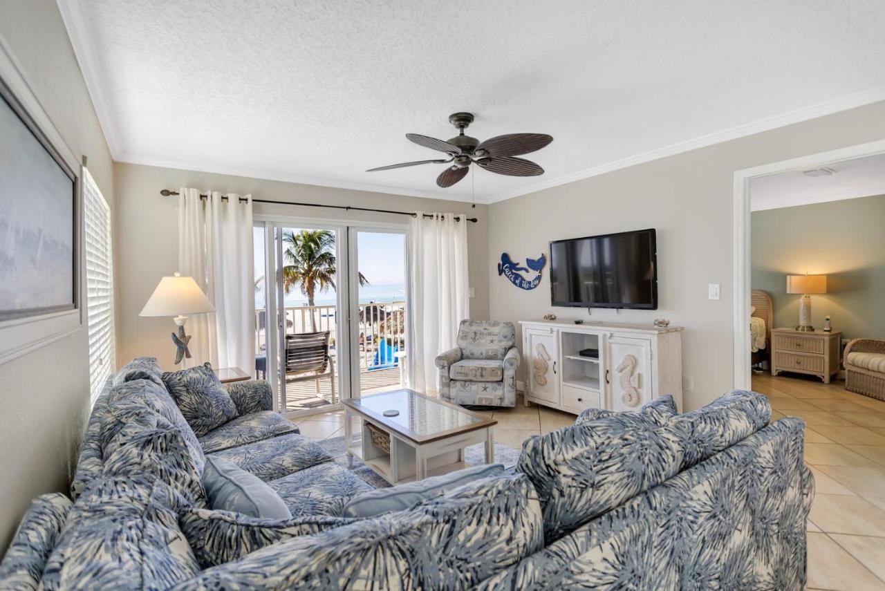 106 Beach Place Condos St. Pete Beach Bagian luar foto
